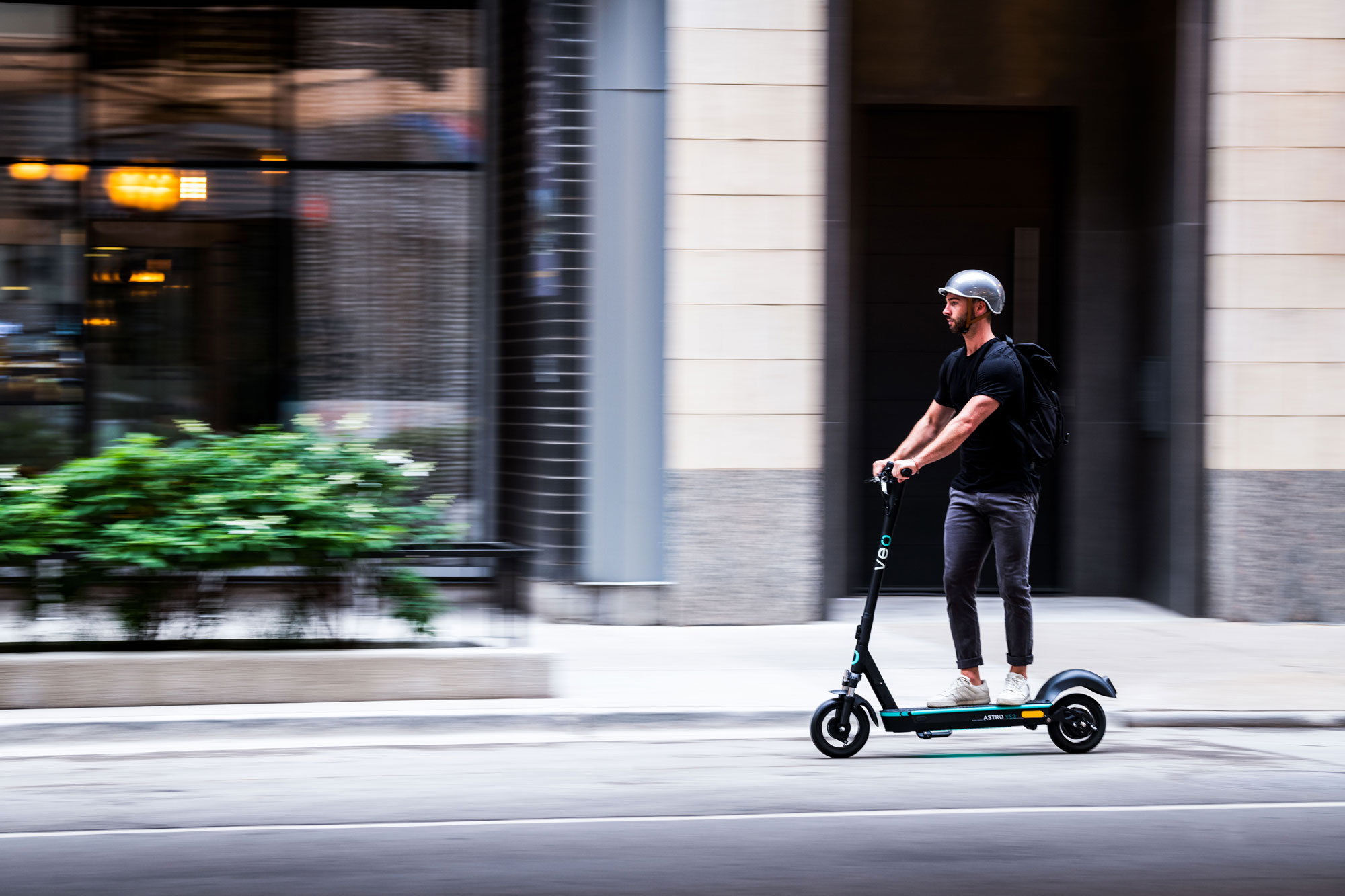 veo-single-rider-scooter-astro